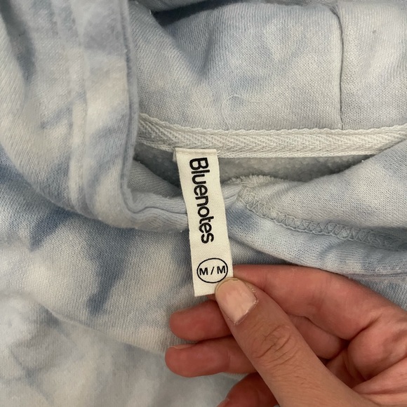 cropped tie dye sweatshirt - Picture 3 of 4